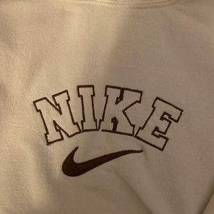 Do most comfy sweatshirt. Size medium!